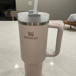 Stanley 40oz Stainless Steel Adventure Quencher Tumbler wHandle